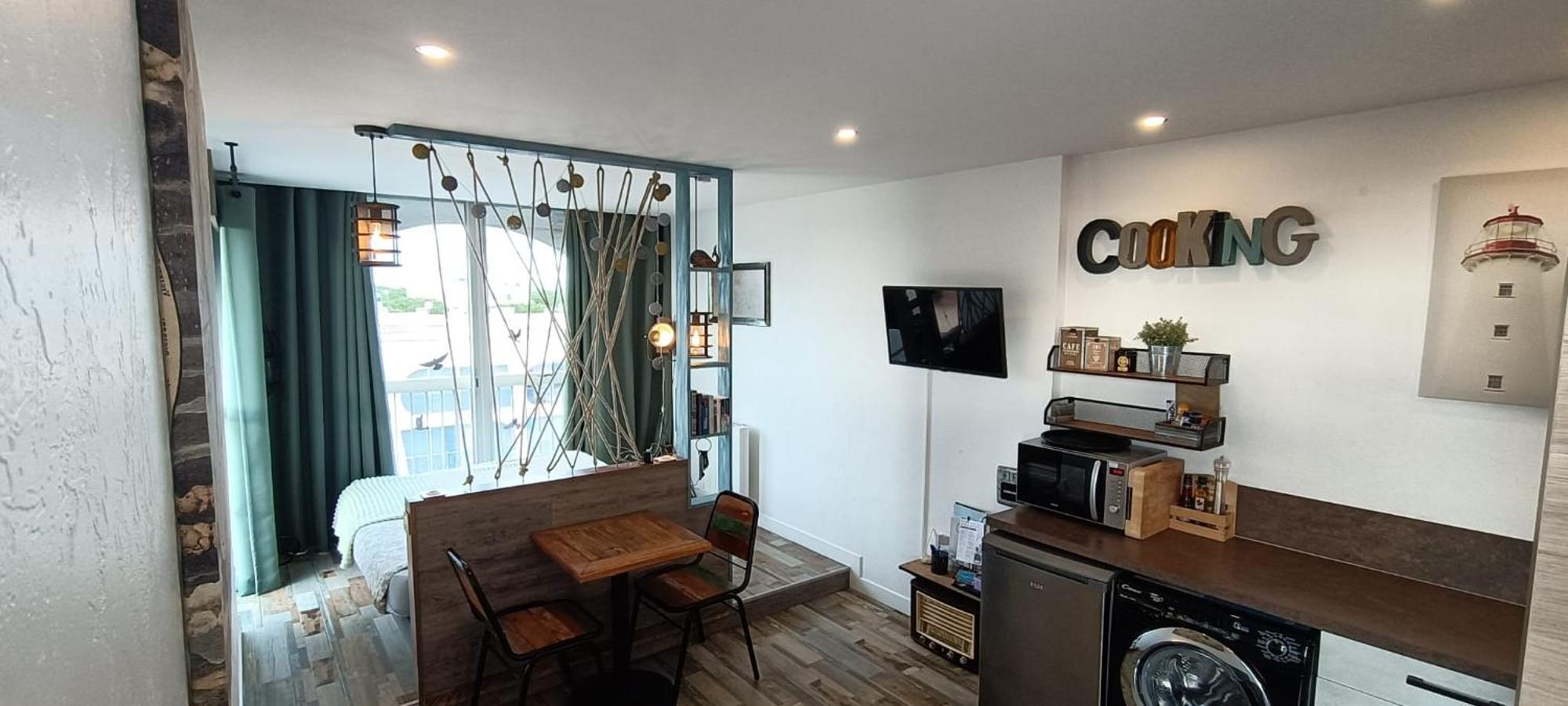 Le Semaphore - Studio Climatise, Grande Terrasse Vue Mer - Parking, Wifi 라그랑모트 외부 사진